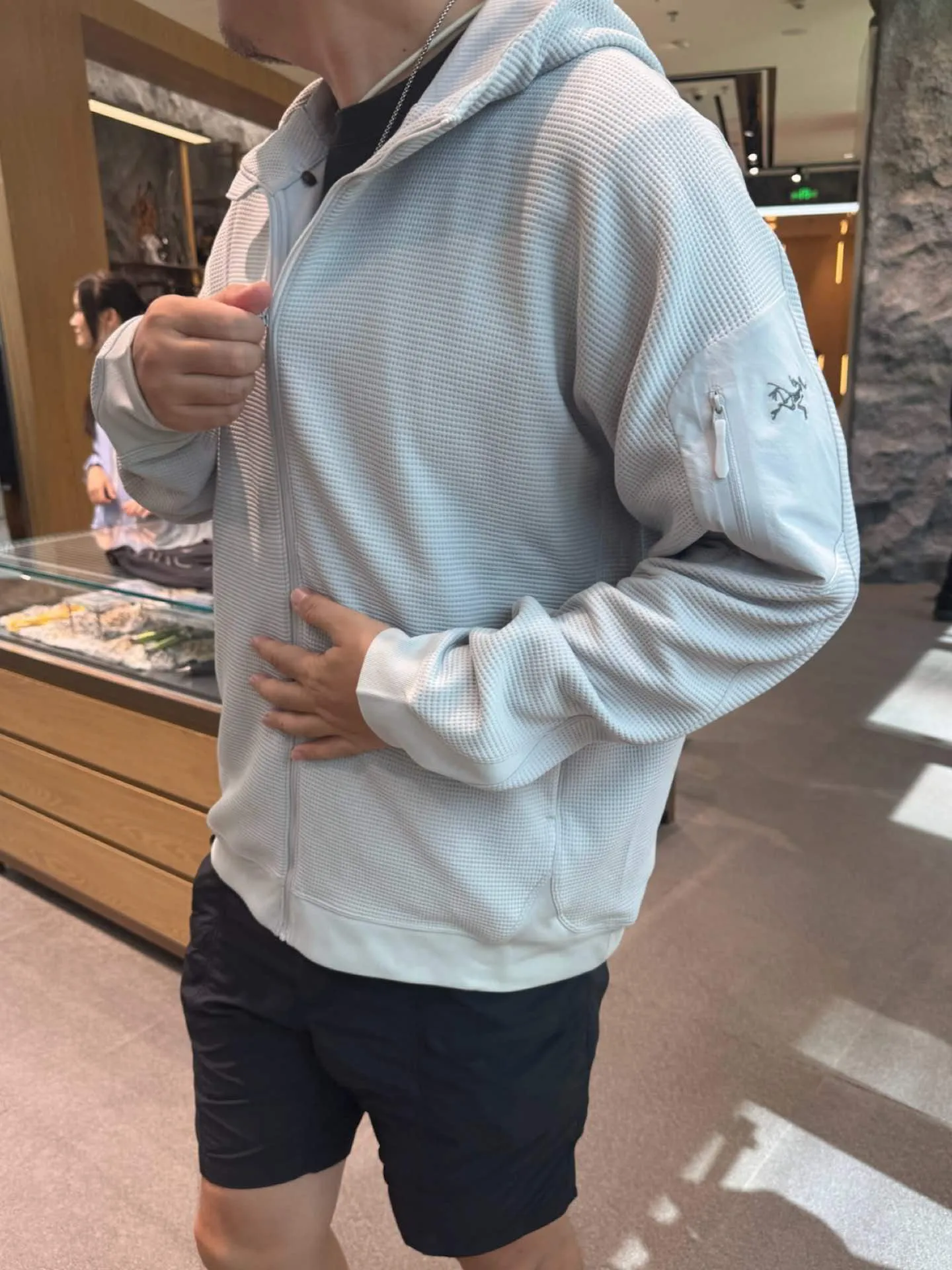Arcteryx/ Olera logo Breathable 🧥 Olera ！ ， logo ， “ ” ！ ， ， ～ Breathable ， ， 。 ， ， 。 ， ， ～ 26FWNew Arrival buff， ， ， ！❄️ ： Navy Blue Black Size：M L XL 2XL Size：M L XL 2XL ：108 112 116 120 ：66 68 70 71 ：74 74 75 75 Size： 170 125-140 M 175 140-155 L 180 155-175 XL 185 195 2XL